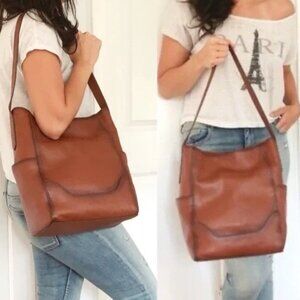 Frye NWT Leather Side Pocket Hobo Bag Shoulder Tote Purse in Cognac Brown